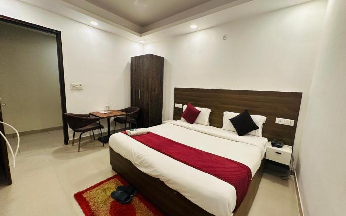 Hotel S R Palace Delhi Airport  BY Urban Luxury
