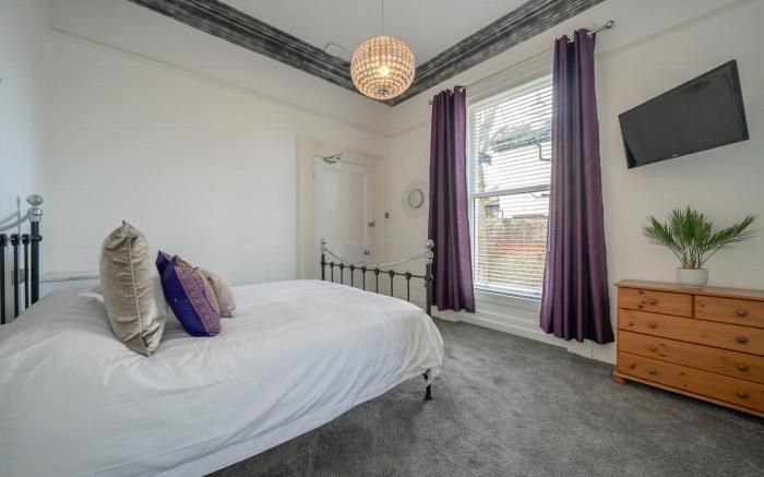 Harrison Suite at Casbah Coffee Club Suites