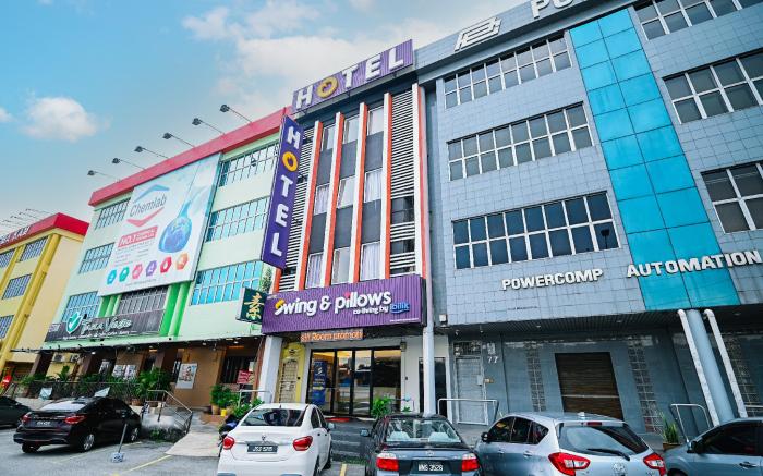 Swing & Pillows @ Kelana Jaya, Selangor