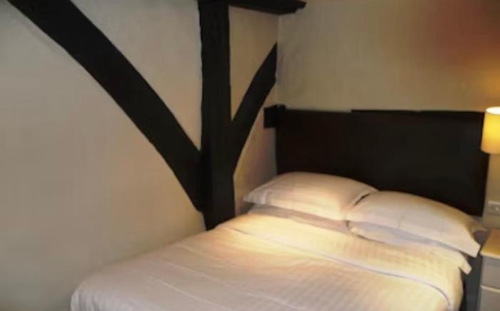 The George Hotel