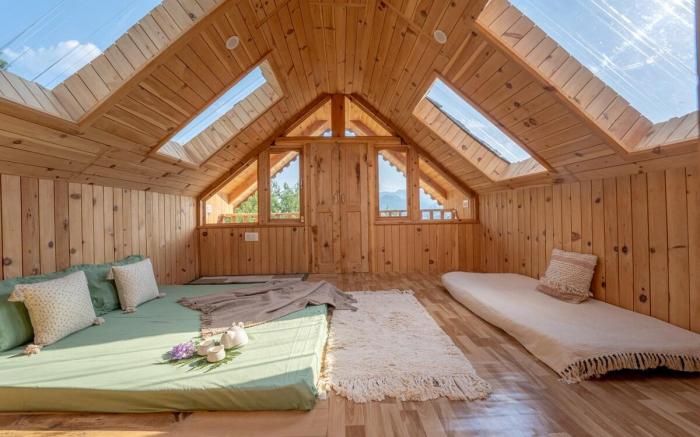 Bastiat Stays| Romantic Retreat In The Himalayas