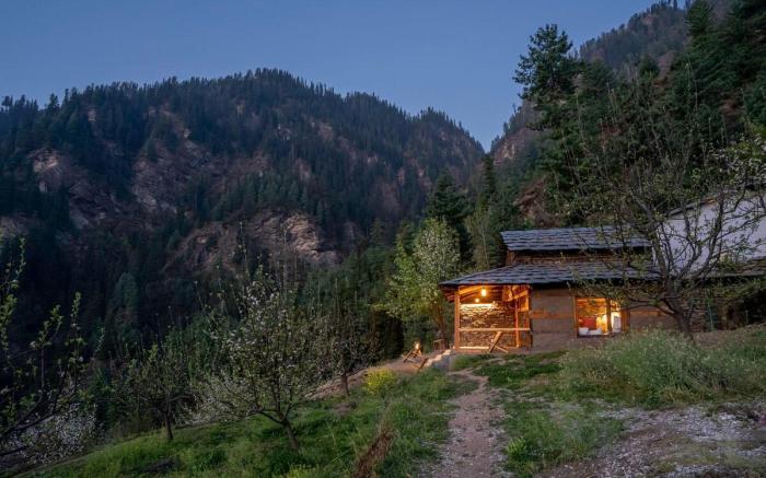 Bastiat Stays | Rustic Two-Room Restored House