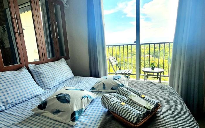 Near Mctan Cebu Airport-Sunrise+City+Seaview Condo