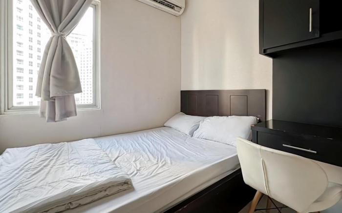 Cozy 2BR Sudirman Apt w/ Pool, Wi-Fi,  & Netflix