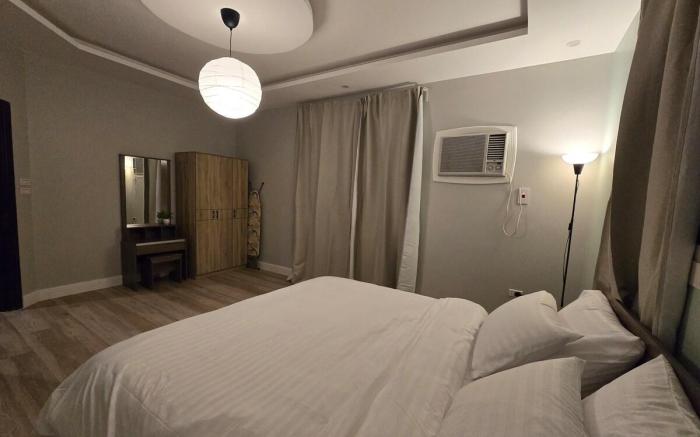 One-Bedroom Unit