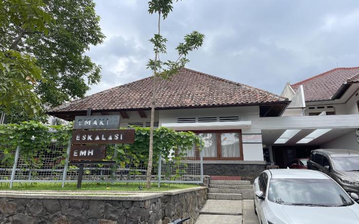 Emaki Bumi Singgah
