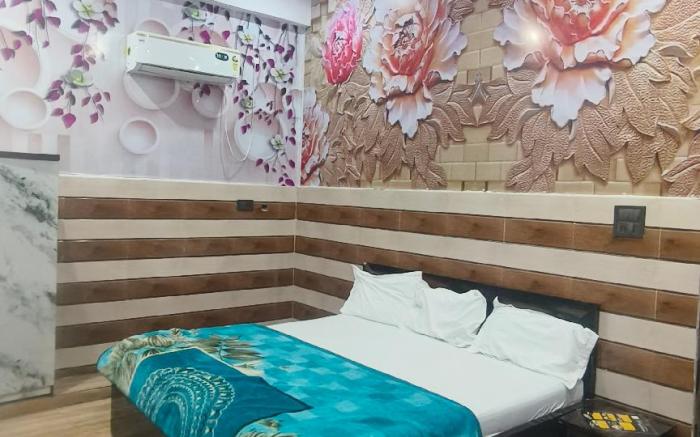 K D Dham Near Prem Mandir Iskcon temple Vrindavan