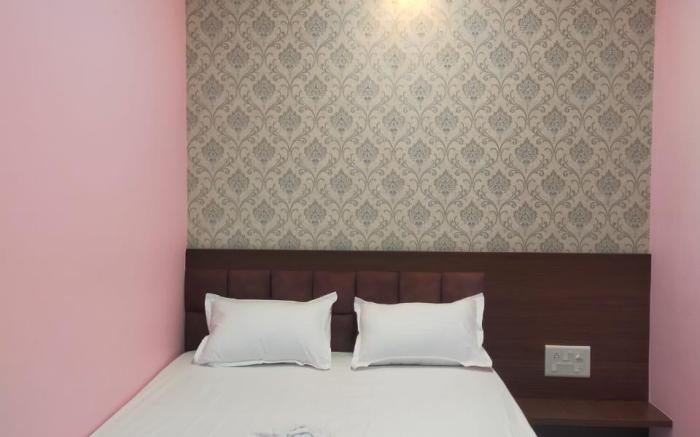 Udaipur View Guest House & Restro