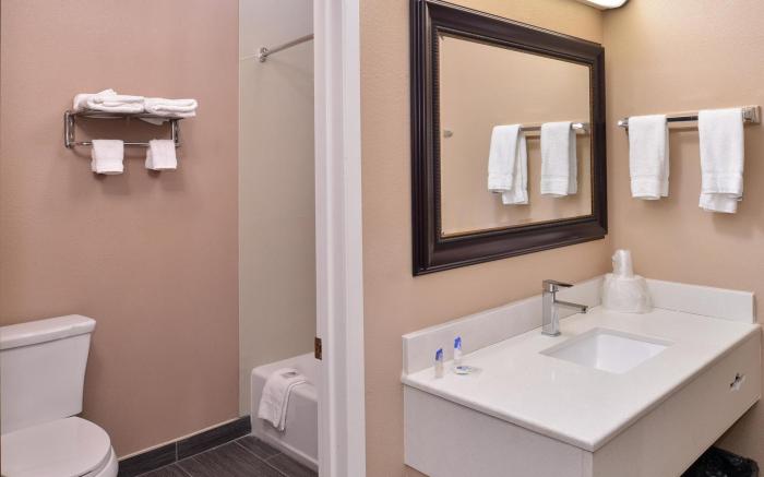 Americas Best Value Inn & Suites Madera