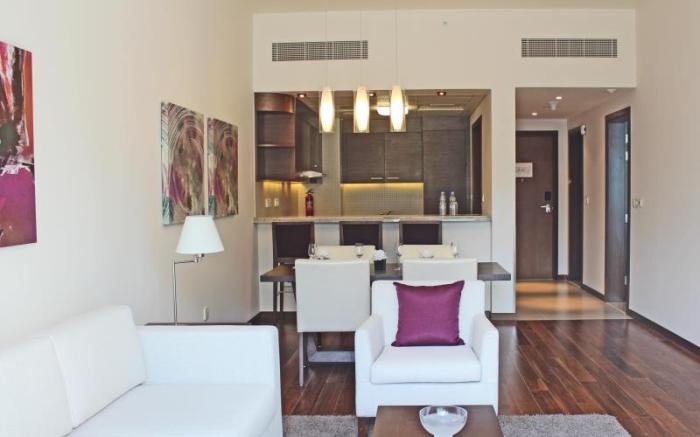 Hyatt Place Dubai Hotel Apartment / AI Rigga