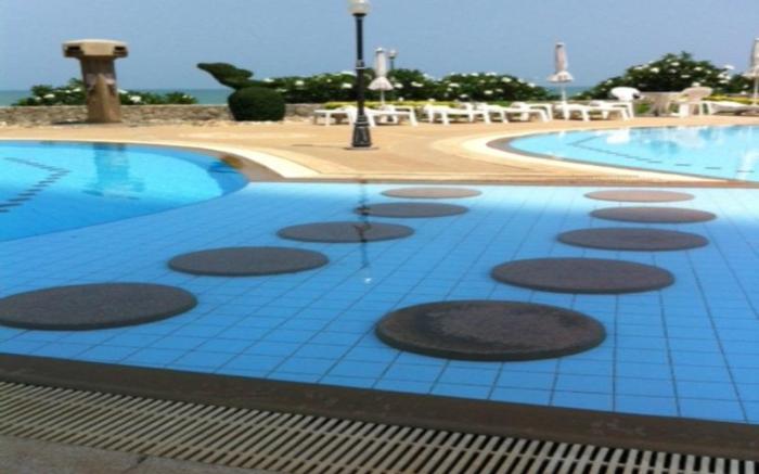 Cha-Am Beach Club Condo By O