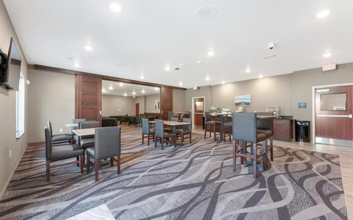 Cobblestone Hotel & Suites - Bellefontaine