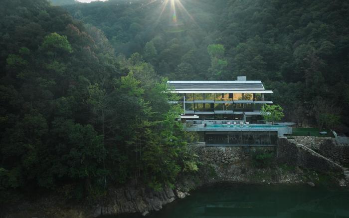 Yakamoz Qianchuan Hotel