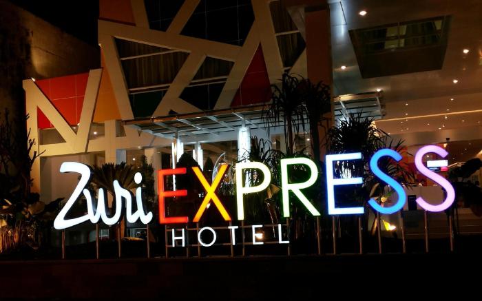 Zuri Express Mangga Dua Hotel
