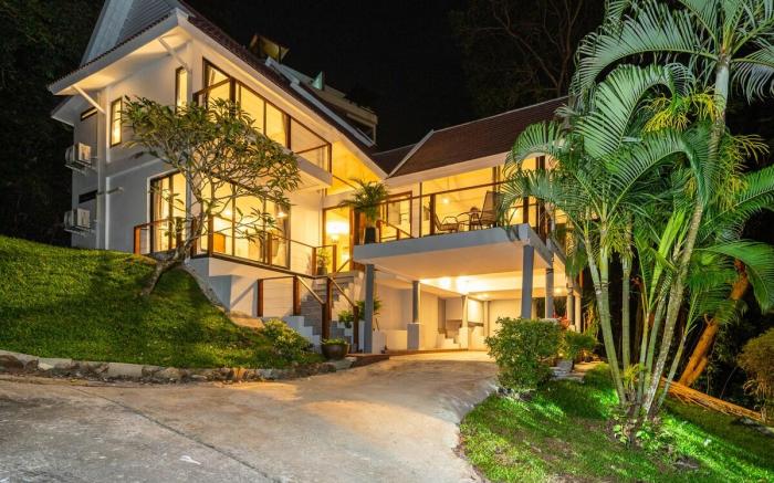 patong hill  villa 3