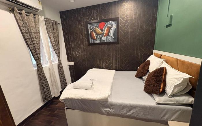 Off Linking rd-Ground floor 1BHK Apartment.