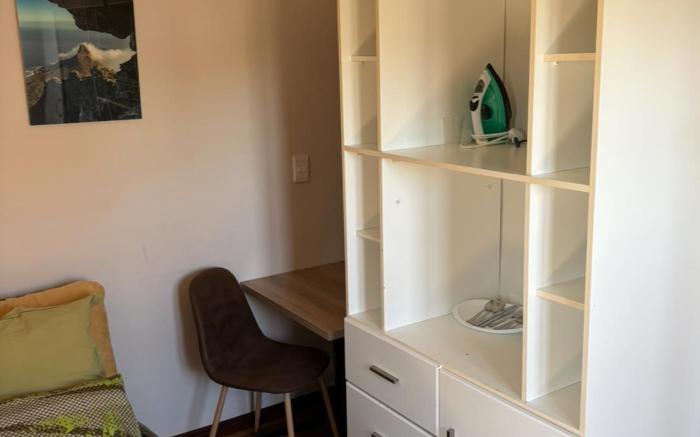 Aderem blus rooms 