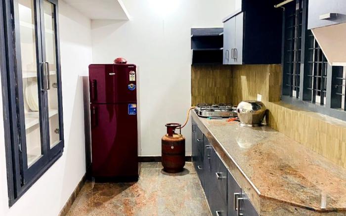 Tomz Villa