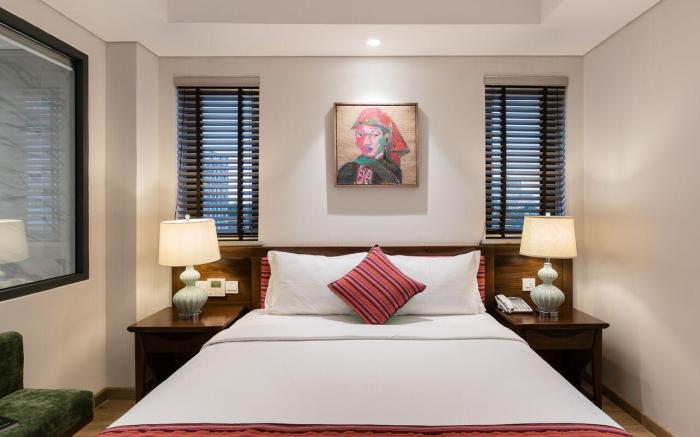 Au Lac Legend Hotel