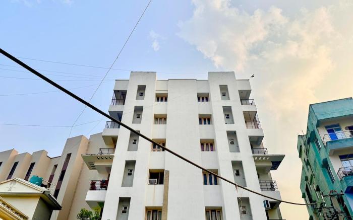 2BHK Simple Living 405