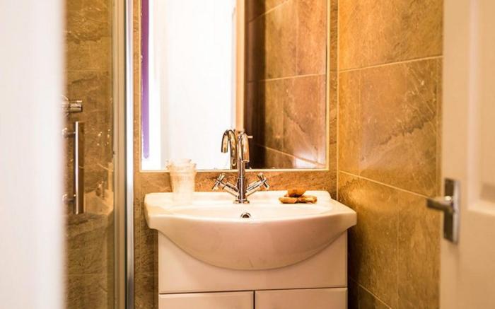The Royal Alexandra Hotel by Compass Hospitality