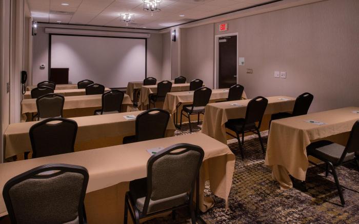 DoubleTree by Hilton Raleigh Crabtree Valley, NC