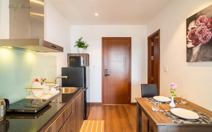 May House Building, Room 301, 1 Bedroom Apartment
