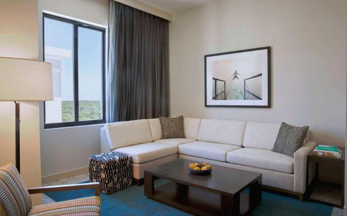 THesis Hotel Miami Coral Gables, Curio Collection by Hilton