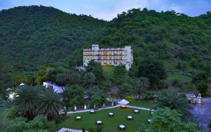 Aaram Baagh Villa Resort