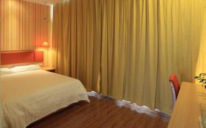 Home Inn Hangzhou Linping Intime City Metro Station