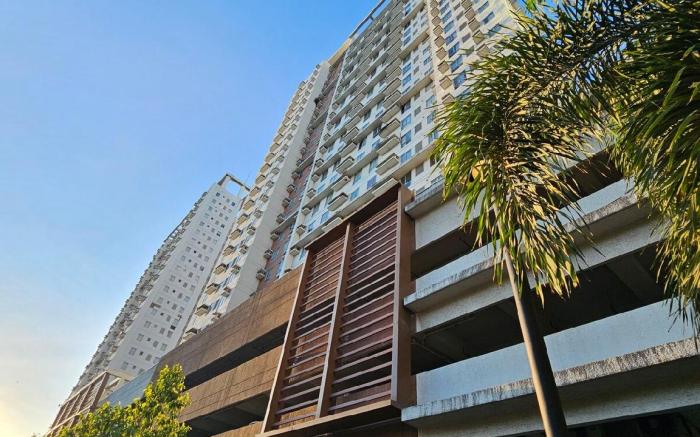 At 12th floor 1BR _Avida Tower 1, IT Park Cebu.