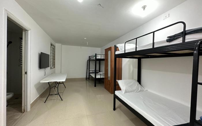 Mabolo 208 Family Room