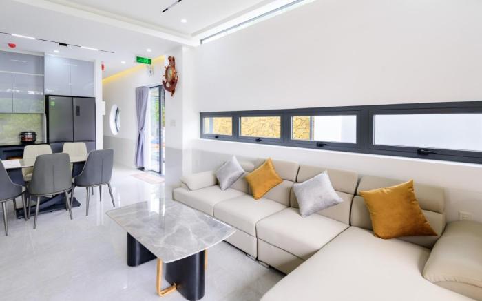 Nắng Homestay &Villa