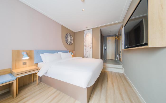 Home Inn Neo Chengdu Qingbaijiang Wanda Plaza