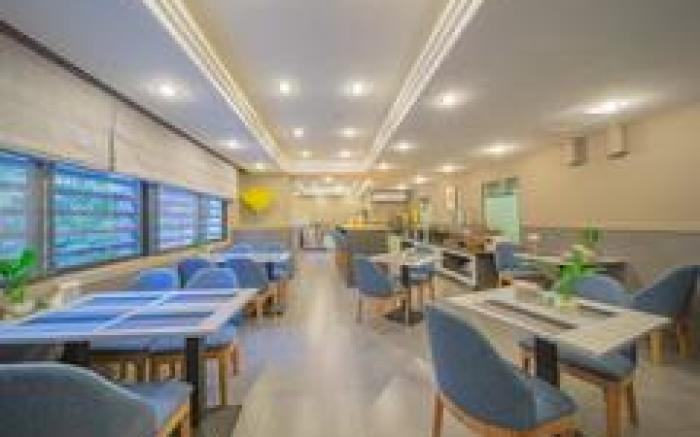 Home Inn Neo Chengdu Yulin Shenghuo Plaza