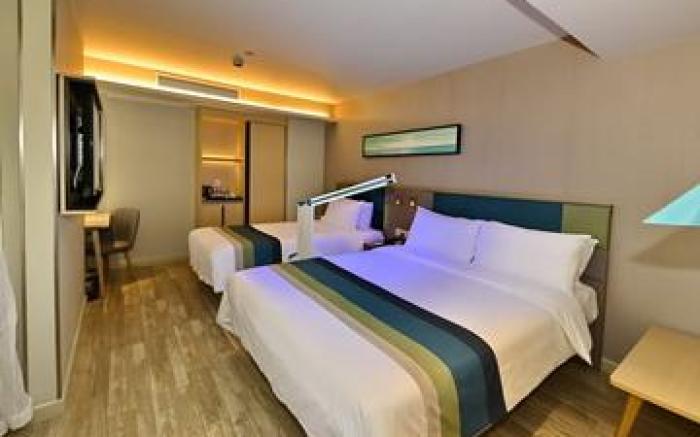 Home Inn Style Shanghai Xujiahui Damuqiao Road