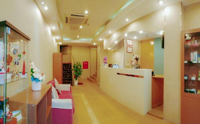 Home Inn Chengdu Kuanzhai Alley Huapaifang Subway Station