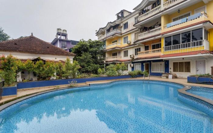 2 BHK Pool Front Apartment @5 mins to Anjuna Beach