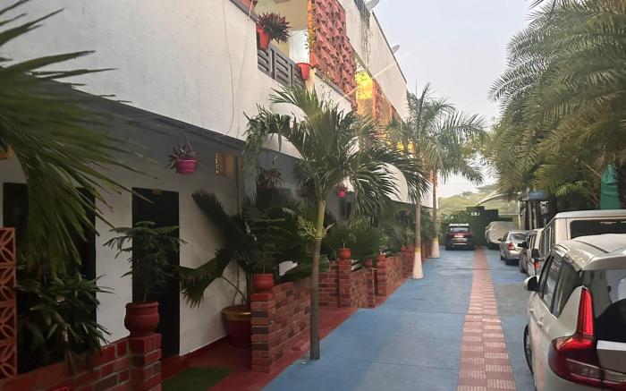 SMJ GRAND HOTEL & MAHAL