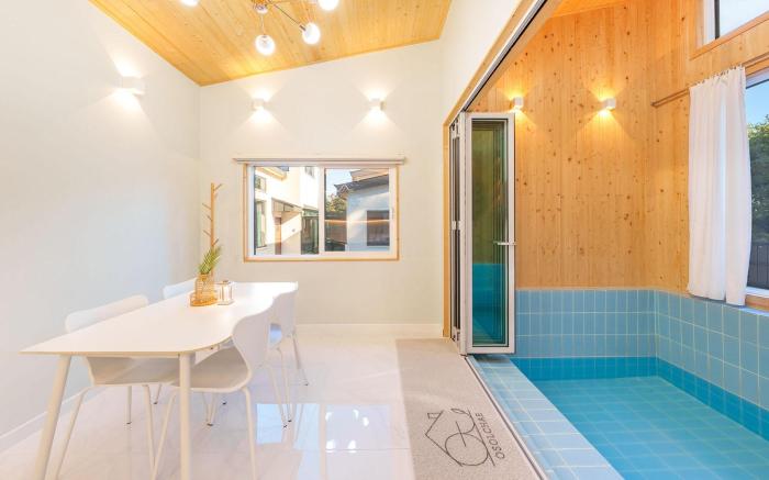 stay osolchae dokche pool villa pension