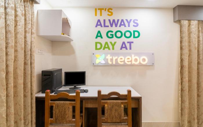 Treebo Petals Banquet & Suites - Kolkata