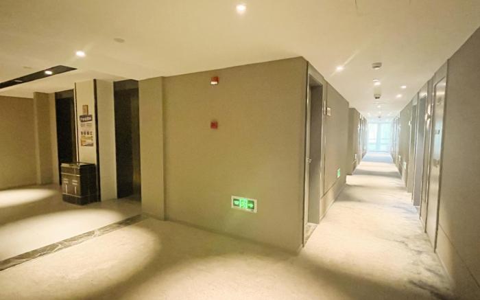 Home Inn Style Shanghai Hongqiao National Exhibition Jiuting Metro Station