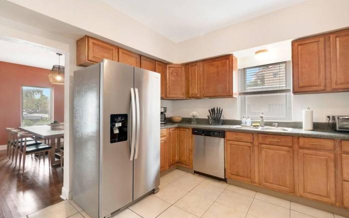 Roami at Bayview Place | Penthouse |Tub |6 Bed