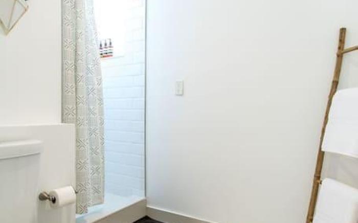 Roami at Downtown Retreat |Near South Beach w/Pool