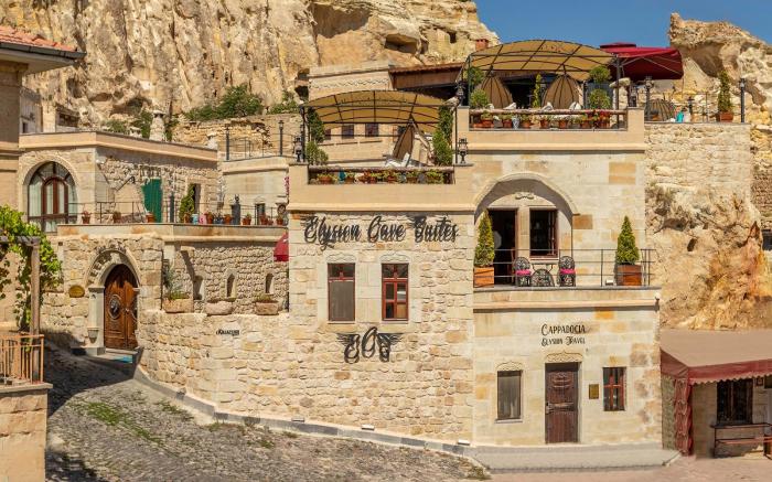 Elysion Cave Suites