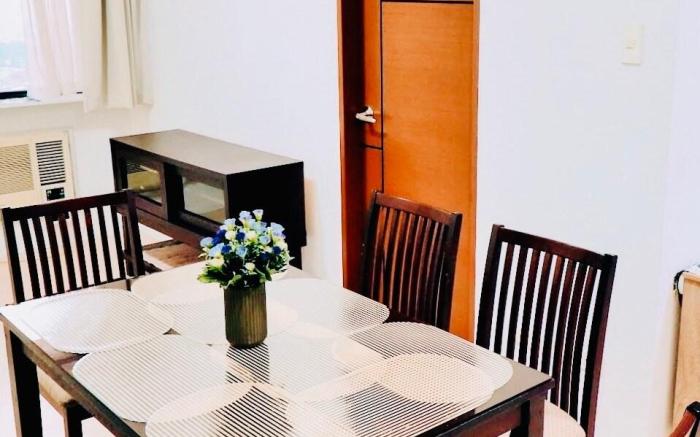 Budget Accommodation@ Ace Suites by the Indoor Spa