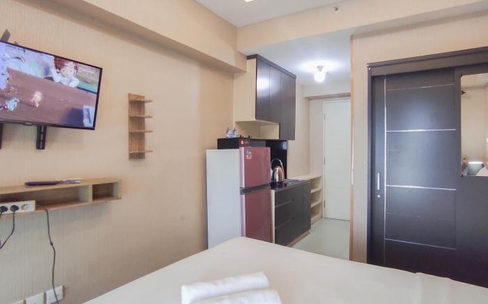 PakuwonMall Apartment at Tanglin Studio By B&B