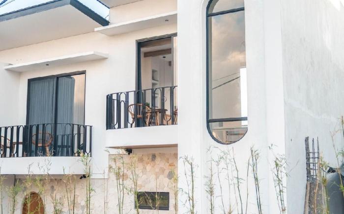 Azure Breeze Canggu Villa