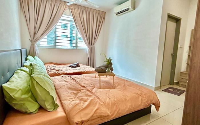 Comfort place 9 pax near Stadium MSU Uni& hospital