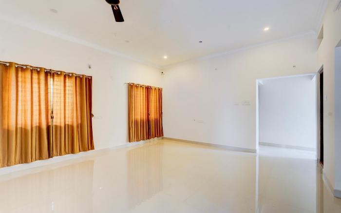 Hotel O Elegant Residency Vandalur Zoo